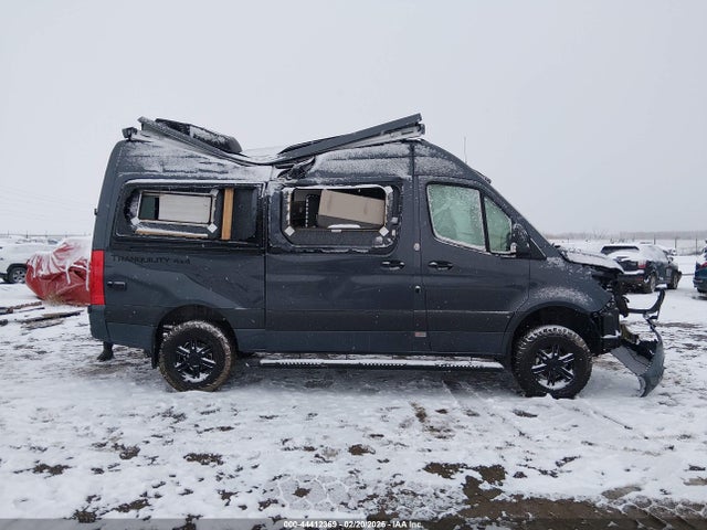 2022 Mercedes Benz Sprinter 2500 მანქანა იყიდება აუქციონზე, vin: W1X4EBVY7NP492750, აუქციონის ნომერი: 44412369