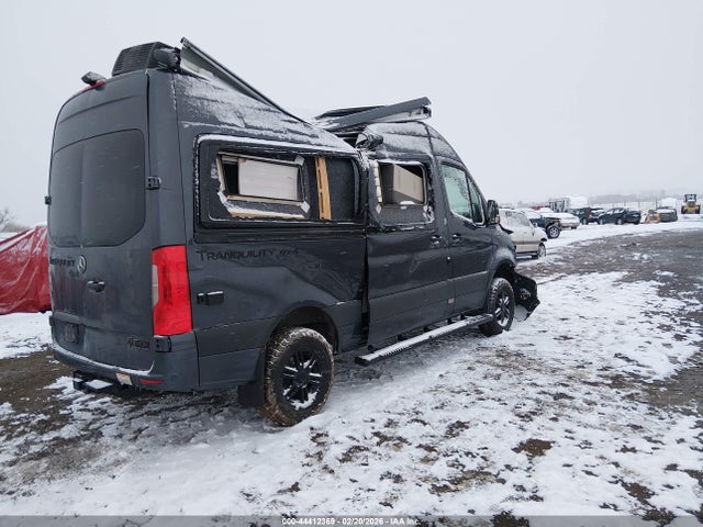 2022 Mercedes Benz Sprinter 2500 მანქანა იყიდება აუქციონზე, vin: W1X4EBVY7NP492750, აუქციონის ნომერი: 44412369