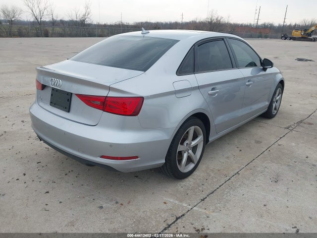 2016 AUDI A3 WAUA7GFF6G1024924 Photo 3