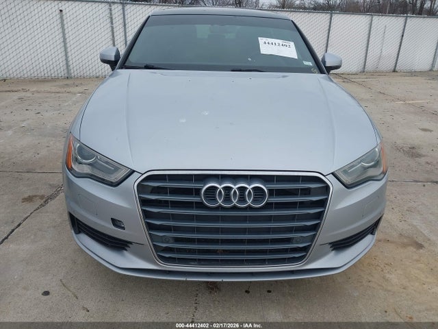 2016 AUDI A3 WAUA7GFF6G1024924 Photo 5