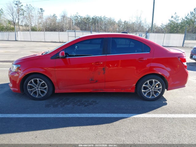 Chevrolet Sonic Lt Auto 2018 1G1JD5SH2J4137470 Image 14