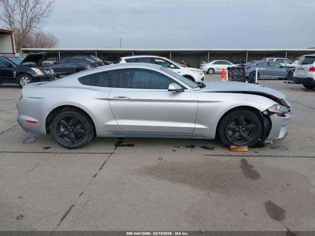 44412466 :رقم المزاد ، 1FA6P8TH9K5120459 vin ، 2019 Ford Mustang Ecoboost مزاد بيع