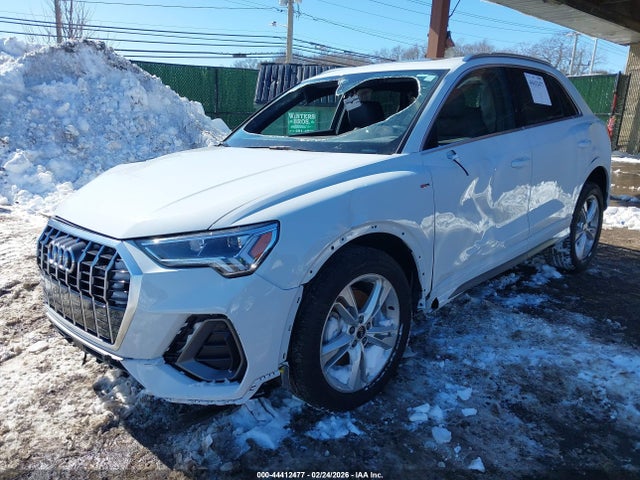 44412477 :رقم المزاد ، WA1DECF34R1163774 vin ، 2024 Audi Q3 Premium 45 Tfsi S Line Quattro Tiptronic مزاد بيع