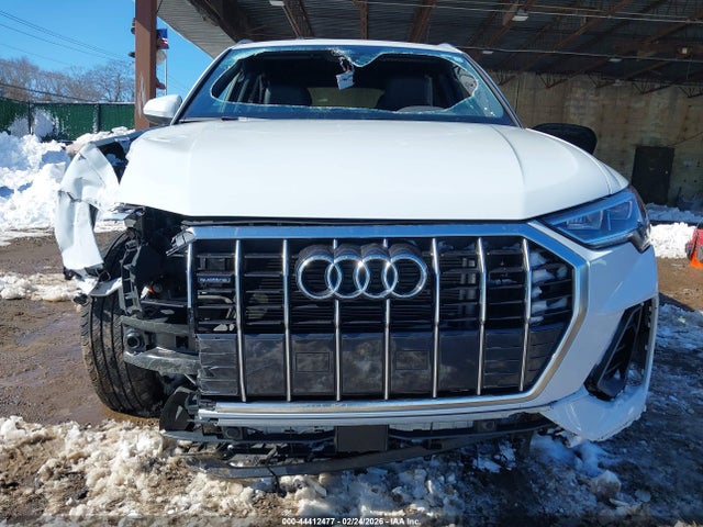 44412477 :رقم المزاد ، WA1DECF34R1163774 vin ، 2024 Audi Q3 Premium 45 Tfsi S Line Quattro Tiptronic مزاد بيع