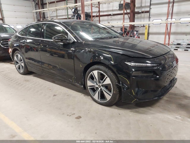 Продажа на аукционе авто 2025 Audi A6 E-tron Premium Plus, vin: WAU2DAGH2SA016287, номер лота: 44412502