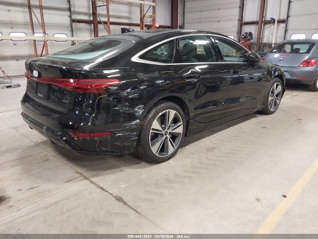 2025 Audi A6 E-tron Premium Plus მანქანა იყიდება აუქციონზე, vin: WAU2DAGH2SA016287, აუქციონის ნომერი: 44412502