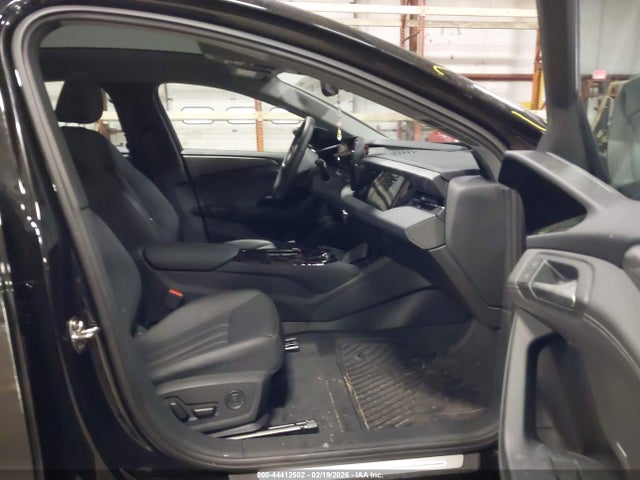 2025 Audi A6 E-tron Premium Plus მანქანა იყიდება აუქციონზე, vin: WAU2DAGH2SA016287, აუქციონის ნომერი: 44412502