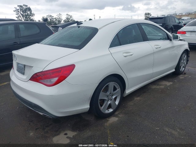2017 MERCEDES-BENZ CLA 250 WDDSJ4EB4HN488882 Photo 3