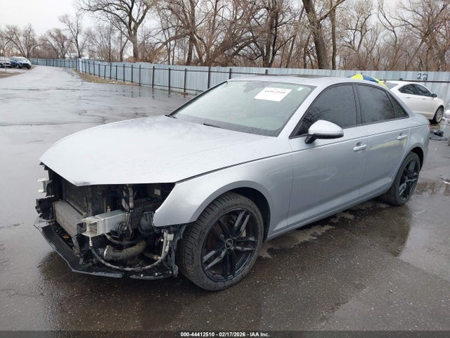 44412510 :رقم المزاد ، WAUANAF4XHN026784 vin ، 2017 Audi A4 2.0t Premium مزاد بيع