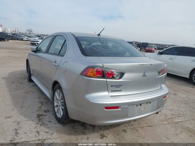 2016 MITSUBISHI LANCER JA32U2FU9GU003936 Photo 2