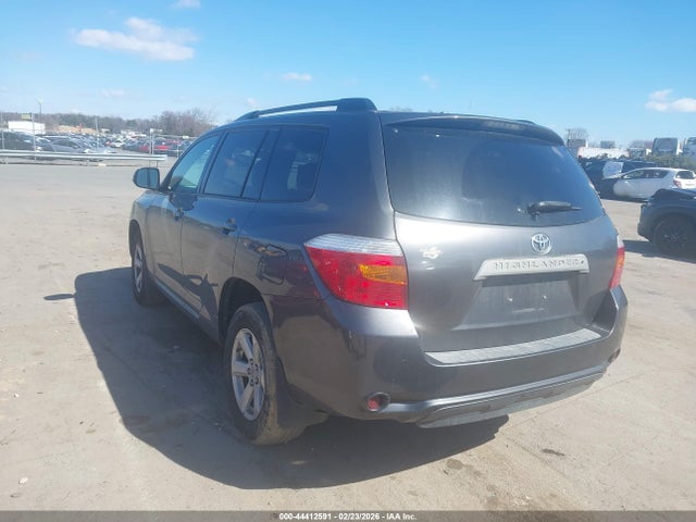 2010 TOYOTA HIGHLANDER 5TDKK3EH1AS015379 Photo 2