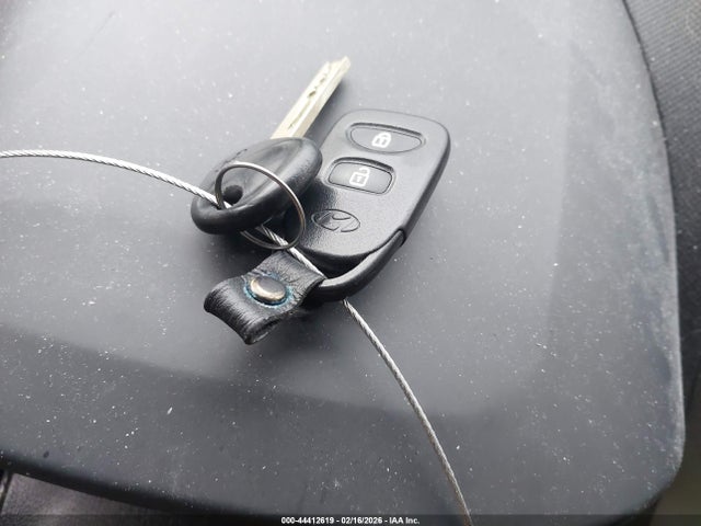 KMHCT5AE0GU262787 Hyundai ACCENT SE