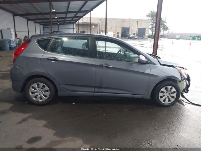 KMHCT5AE0GU262787 Hyundai ACCENT SE