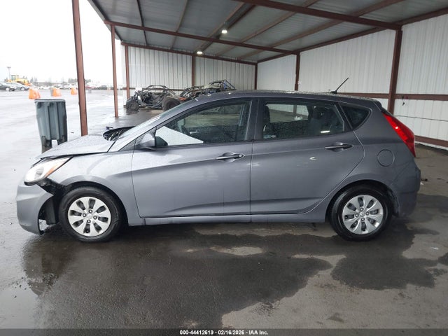 KMHCT5AE0GU262787 Hyundai ACCENT SE