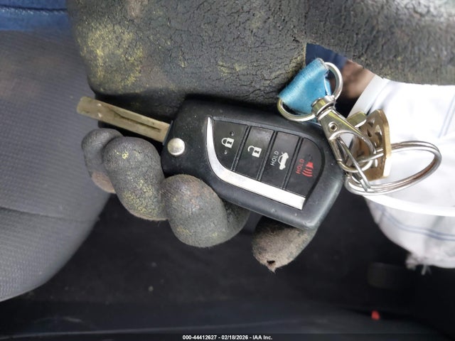 44412627 :رقم المزاد ، 5YFEPMAE9NP299326 vin ، 2022 Toyota Corolla Le مزاد بيع
