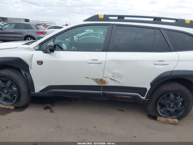 4S4BTGUD7R3219177 Subaru Outback Wilderness