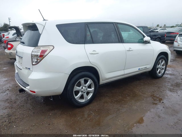 2014 TOYOTA RAV4 EV 2T3YL4DV6EW002460 Photo 3