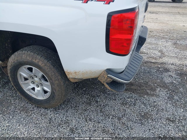 3GCUKREC1JG533104 Chevrolet Silverado 1500 1lt