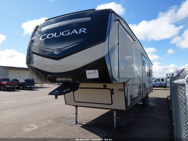 Keystone Cougar 2018 4YDF36624J2507547 Image 2