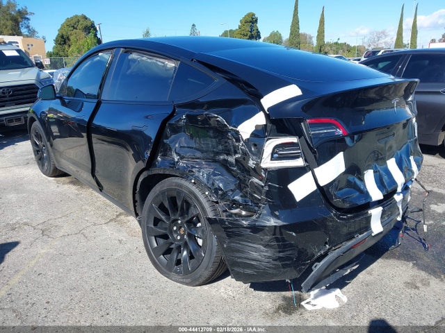 5YJYGDEE8MF091553 Tesla Model Y Long Range Dual Motor All-wheel Drive