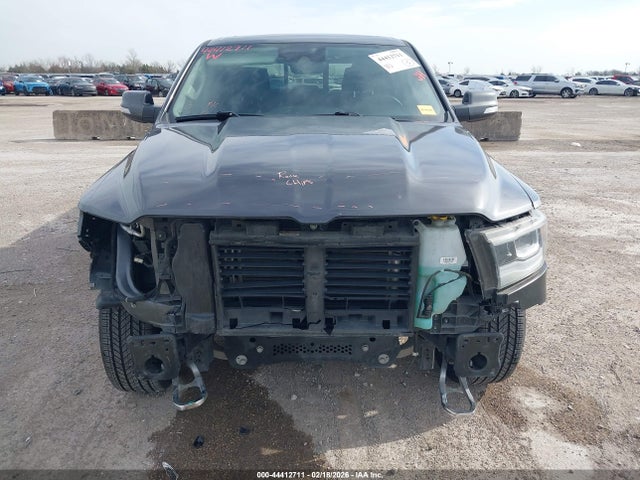 44412711 :رقم المزاد ، 1C6RREJT6NN217606 vin ، 2022 Ram 1500 Laramie  4x2 5'7 Box مزاد بيع