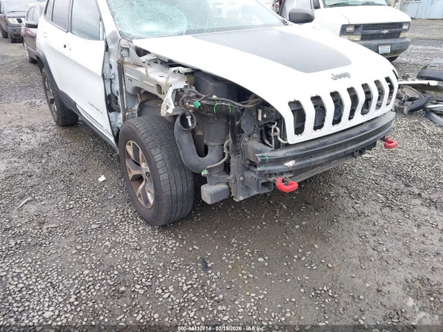 1C4PJMBS8GW337752 Jeep Cherokee Trailhawk