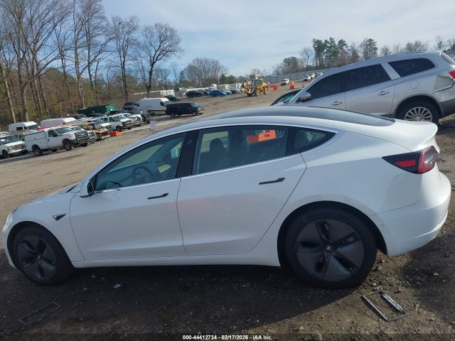 Продажа на аукционе авто 2018 Tesla Model 3 Long Range/performance, vin: 5YJ3E1EB8JF094761, номер лота: 44412734
