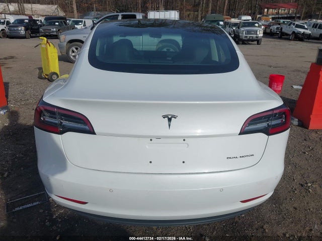 Продажа на аукционе авто 2018 Tesla Model 3 Long Range/performance, vin: 5YJ3E1EB8JF094761, номер лота: 44412734