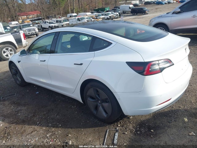 2018 TESLA MODEL 3 5YJ3E1EB8JF094761 Photo 2