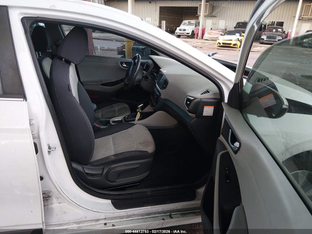 KMHC75LC5JU061300 Hyundai Ioniq Hybrid Sel