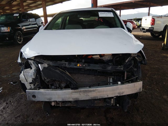 KMHC75LC5JU061300 Hyundai Ioniq Hybrid Sel