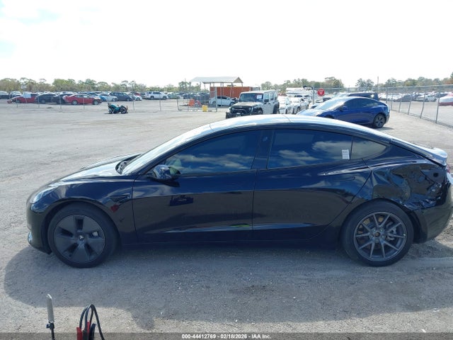 Продаж на аукціоні авто 2022 Tesla Model 3 Long Range Dual Motor All-wheel Drive, vin: 5YJ3E1EB9NF104610, номер лоту: 44412769