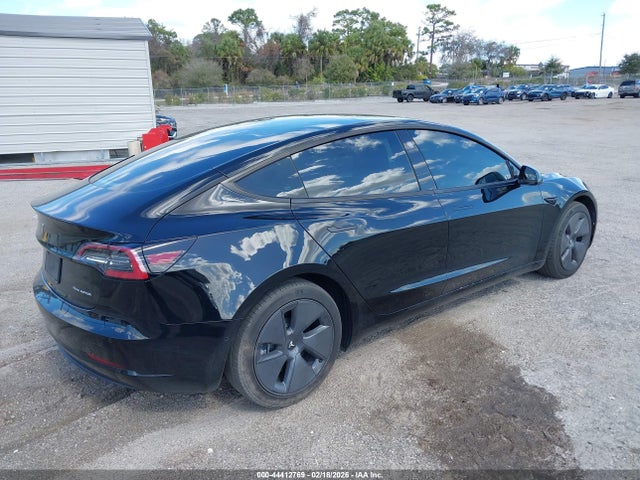 2022 TESLA MODEL 3 5YJ3E1EB9NF104610 Photo 3