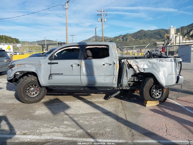 3TMCZ5AN5JM152946 Toyota Tacoma Trd Sport