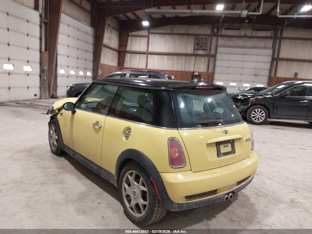2004 MINI COOPER S WMWRE33494TD79528 Photo 2