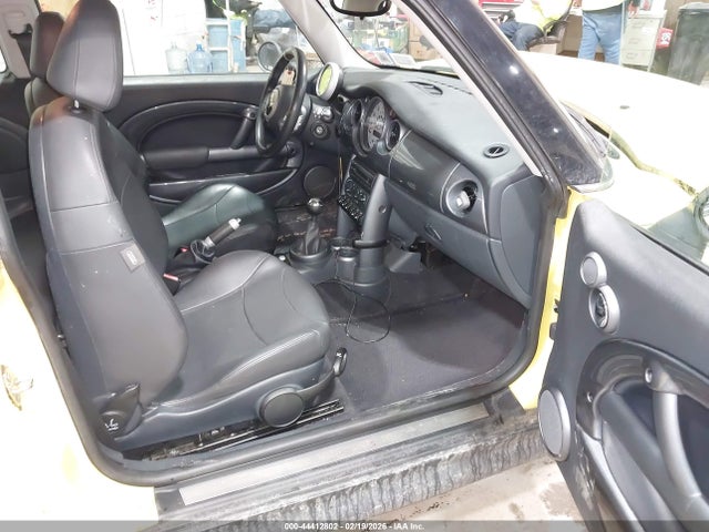 2004 MINI COOPER S WMWRE33494TD79528 Photo 4