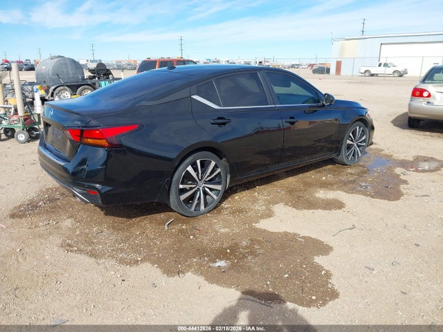 1N4BL4CV7MN411683 Nissan Altima Sr Fwd
