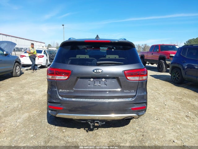 44412832 :رقم المزاد ، 5XYPKDA58HG283683 vin ، 2017 Kia Sorento 3.3l Sxl مزاد بيع