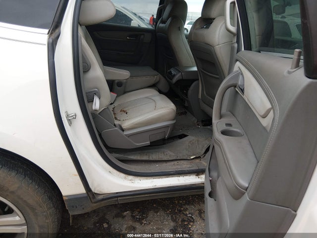 Aukcja sprzedaży 2015 Chevrolet Traverse 2lt, vin: 1GNKRHKD1FJ205608, numer aukcji: 44412844
