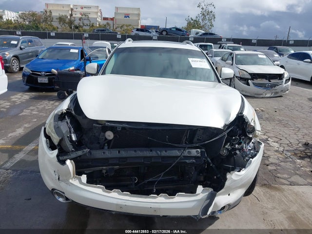JN8CS1MU3EM451728 Infiniti QX70