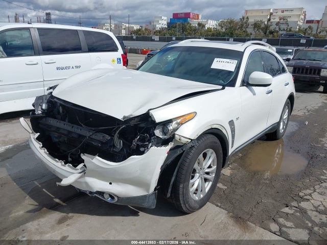 JN8CS1MU3EM451728 Infiniti QX70