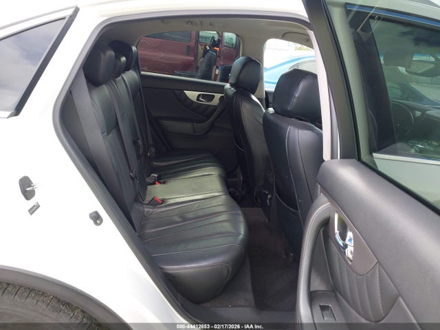 JN8CS1MU3EM451728 Infiniti QX70