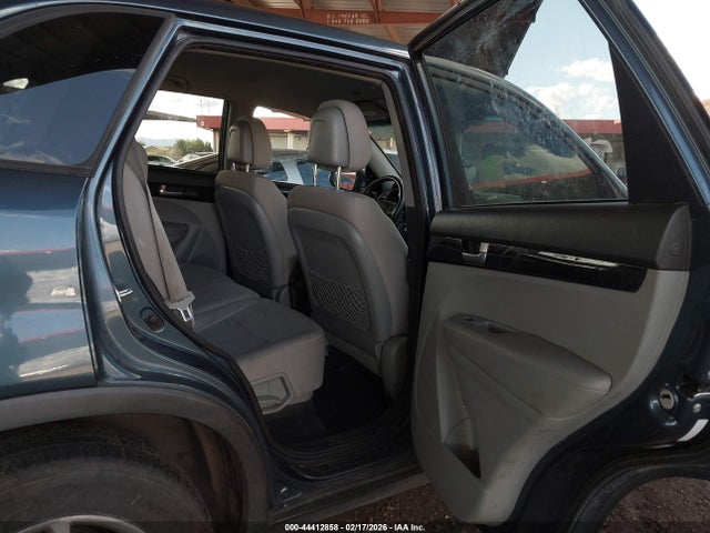 5XYKTDA62EG427501 KIA SORENTO LX