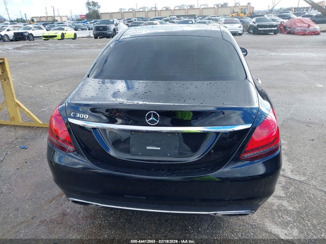 Продаж на аукціоні авто 2021 Mercedes-benz C 300 Sedan, vin: W1KWF8DB8MR640306, номер лоту: 44412865