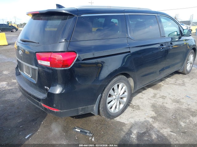 KIA SEDONA EX 2017 KNDMC5C15H6273678 Image 4