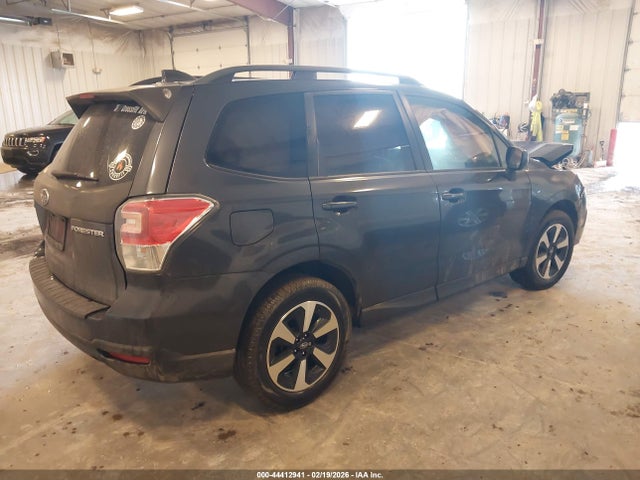 Продаж на аукціоні авто 2018 Subaru Forester 2.5i Premium, vin: JF2SJAGC6JH599034, номер лоту: 44412941