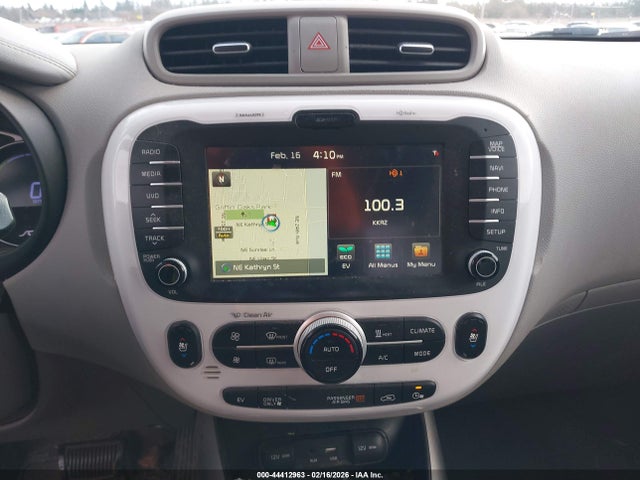 KNDJX3AE9G7004805 KIA Soul Ev +