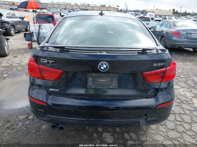 WBA8Z9C37HG826797 BMW 330i Gran Turismo Xdrive