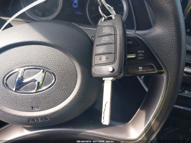44412978 :رقم المزاد ، 5NPEG4JA3MH074800 vin ، 2021 Hyundai Sonata Se مزاد بيع