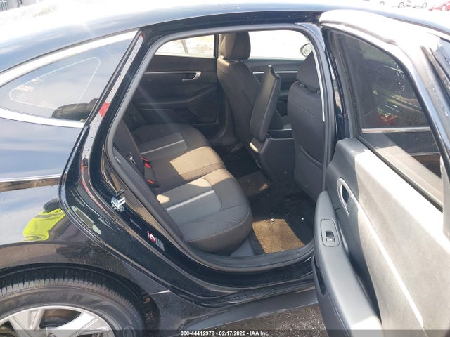 44412978 :رقم المزاد ، 5NPEG4JA3MH074800 vin ، 2021 Hyundai Sonata Se مزاد بيع